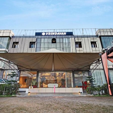 Townhouse Oak 46940 Hotel Vrindavan Sultānpur Eksteriør billede