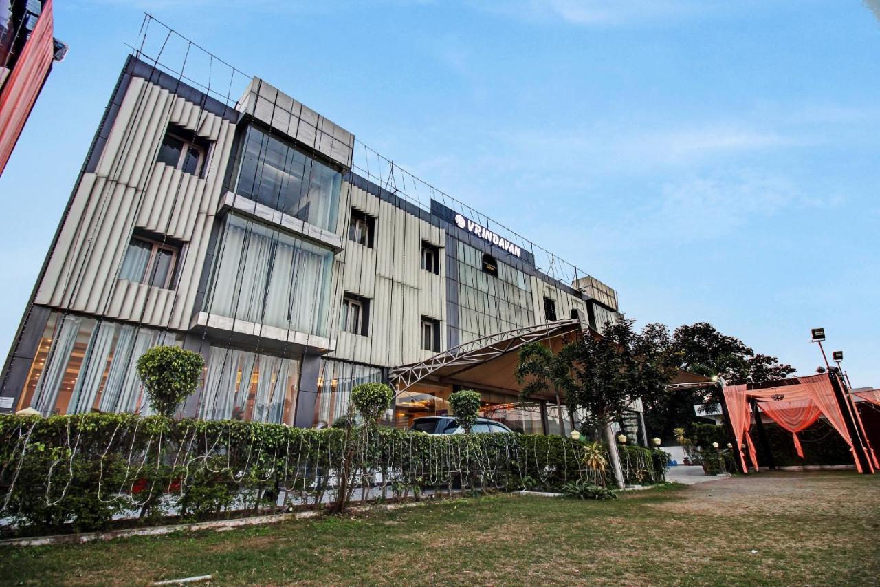 Townhouse Oak 46940 Hotel Vrindavan Sultānpur Eksteriør billede